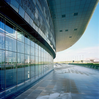 সিনেমার কক্ষগুলিতে স্থগিত কাঠামোর জন্য স্টিলের স্পেস স্ট্রাকচার যা স্থান এবং শব্দ মানকে সর্বাধিক করে তোলে