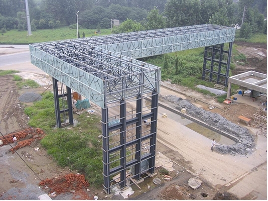 ইস্পাত ছাদ ট্রাস্ট সিনিক স্পট আইকনিক প্রবেশদ্বার জন্য স্মরণীয় প্রথম ইমপ্রেশন তৈরি